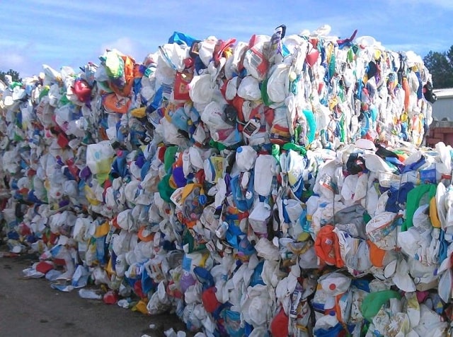 nhựa phế liệu bao nhiêu tiền 1kg